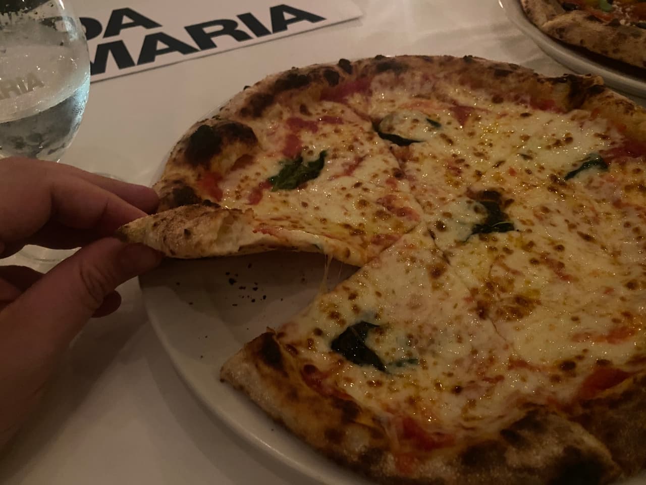 Da Maria, the crust up close