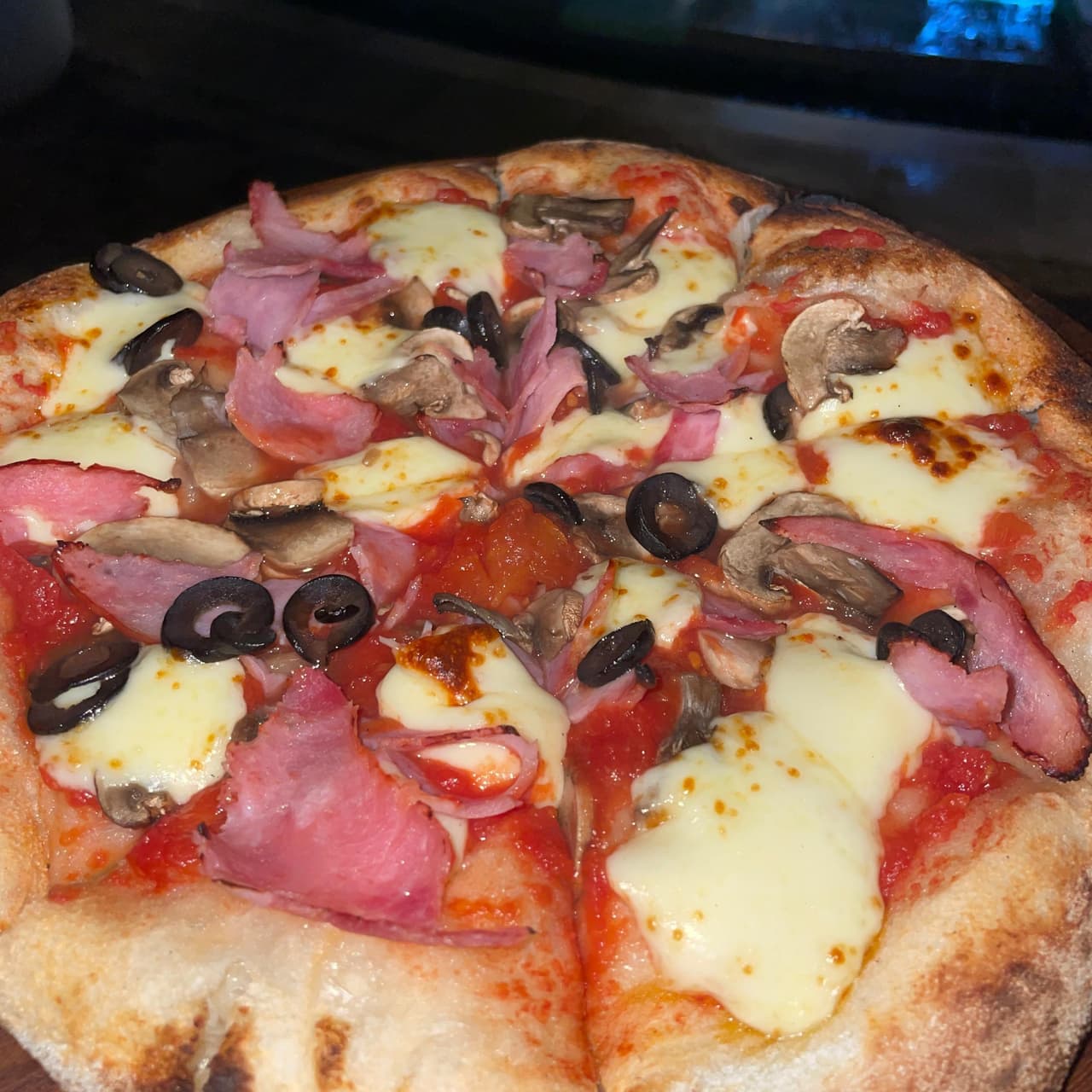 Capricciosa Pizza